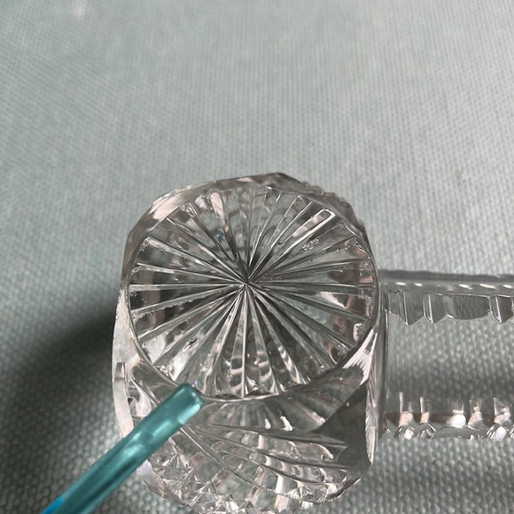 Vintage Carved Glass Knife Rest - Picture 8 of 9